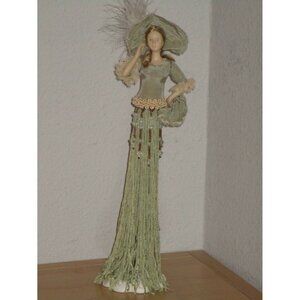 Popular Creations Victorian Green Hanky Porcelain Hand and Face Tassel Used Good